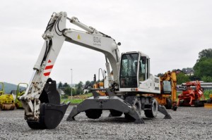1_Liebherr_904_Litronic